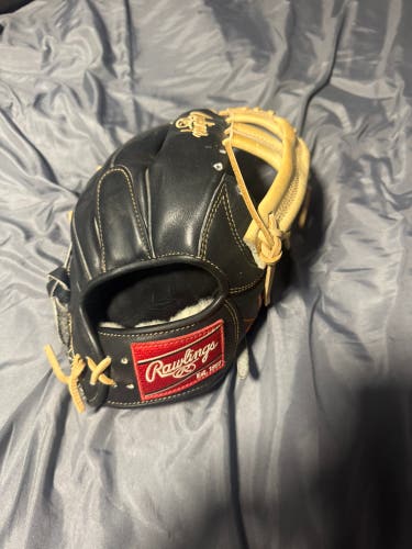 Rawlings Virginia college issue Pro Preferred RH Infield Baseball Glove 12" (Used)