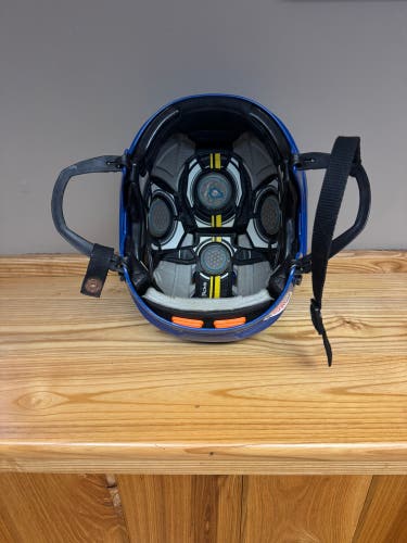 Medium CCM Tacks 910 Helmet Pro Stock (Used)