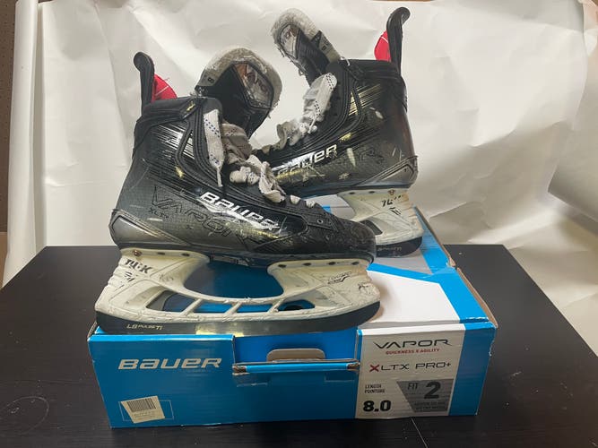 Bauer Vapor XLTX Pro+ Hockey Skates 8 Fit 2 (Used)