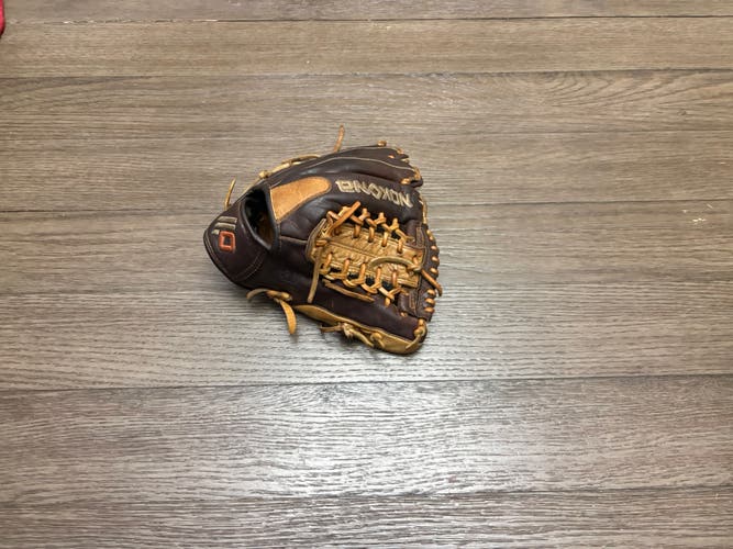 Nokona Alpha Select 11.25" Trapeze