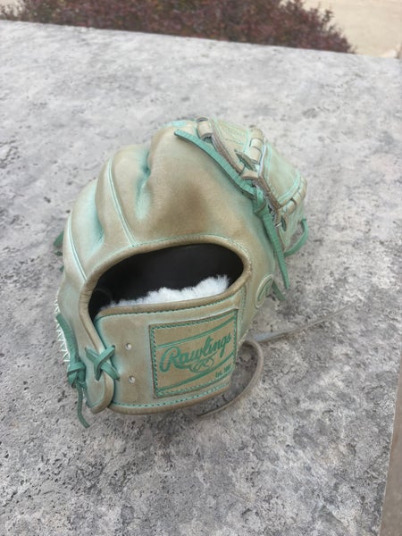 2025 Rawlings Pro Preferred RH Pitcher's Baseball Glove 12" PROS206-12M (Used)