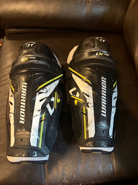 Intermediate Warrior Alpha LX Pro 13" Shin Pads (Used)
