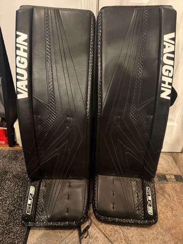 34" 2024 Vaughn SLR4 Goalie Leg Pads (Like New)
