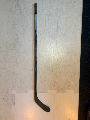 Junior Bauer Nexus Tracer Left Hand Hockey Stick P92 40 Flex (Used)