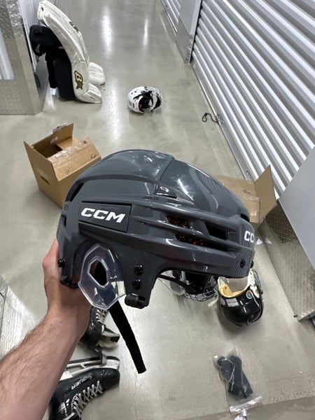 Medium CCM Tacks 720 Helmet (Used)
