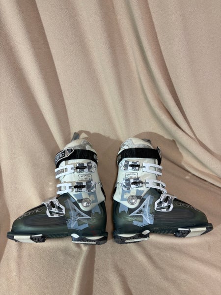 Mondo 24 & 24.5 Women's Atomic All Mountain Waymaker 80 Ski Boots (Used)