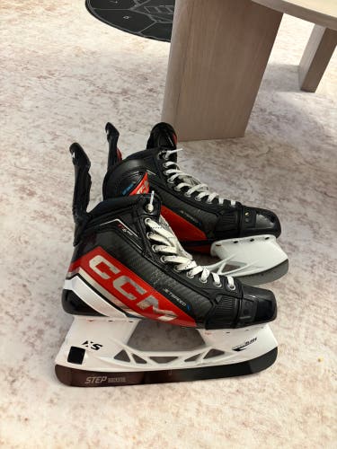 CCM JetSpeed FT6 Pro Hockey Skates 8.5
