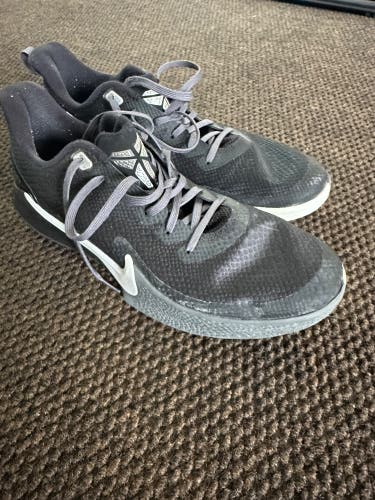 Men's Size 13.0 (W 14.0) Nike Shoes (Used)