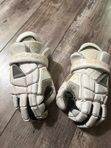 Maverik M5 Lacrosse Gloves (Used)