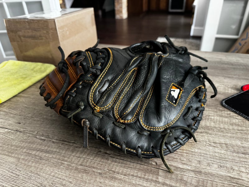 Wilson A1500BB 1791 RH Catchers Glove 32.5" (Used)