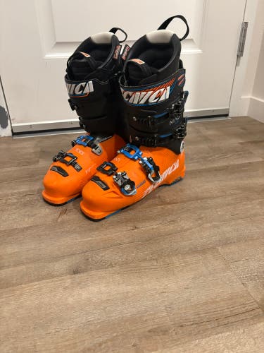 Mondo 27 & 27.5 Men's Tecnica Mach 1 130 LV All Mountain Ski Boots (Used)
