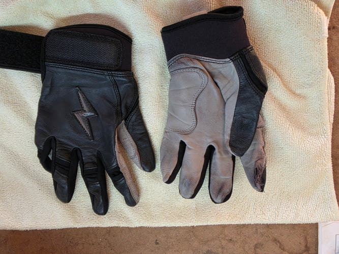 Bruce Bolt Large Youth Batting Gloves (Used)