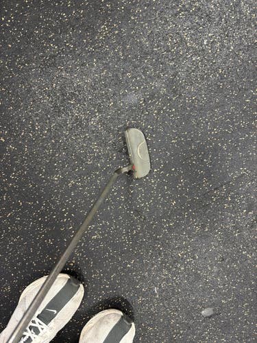 Used Taylormade PRO-FORMANCE Mens Putter RH 11337-S000500379