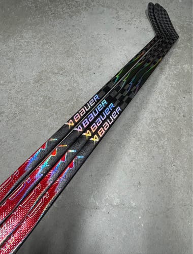 4 PACK 95 Flex P28M Senior Bauer Flylite Left Hand Hockey Stick Pro Stock (New)