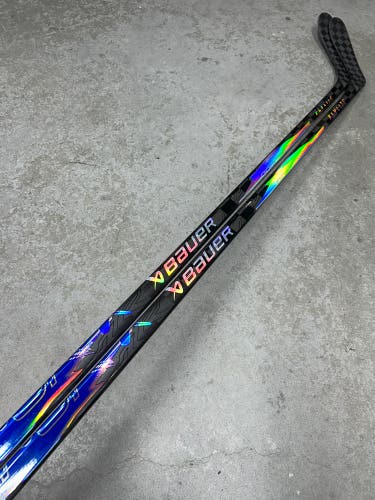 2 PACK 77 Flex P28 Senior Bauer Flylite Left Hand Hockey Stick (New) Pro Stock