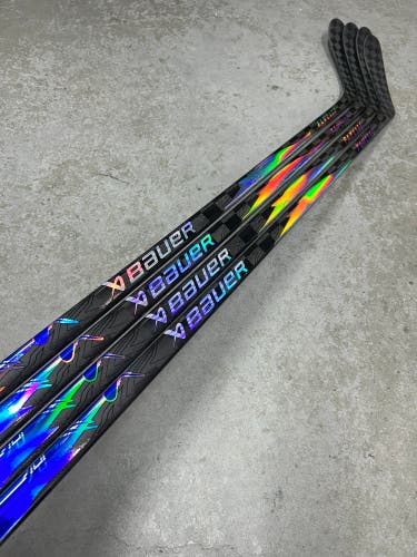 4 PACK 77 Flex P28 Senior Bauer Flylite Left Hand Hockey Stick (New) Pro Stock