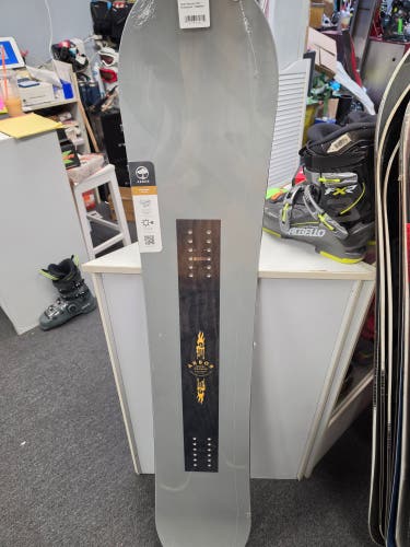 Men's Arbor Metal machine Snowboard All Mountain Without Bindings Medium Flex True Twin 156 cm (New)