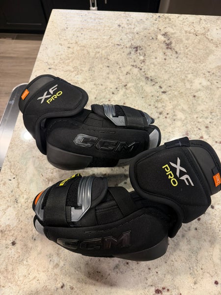Senior Extra Large CCM Tacks XF Pro Elbow Pads (Used)