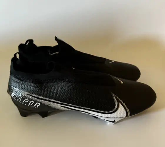 Nike Vapor Edge Elite 360 Flyknit Football Cleats 16 Black CV6282-009 New