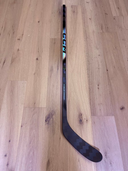Junior CCM Ribcor Trigger 10 Pro Left Hand Hockey Stick P28+1/4 40 Flex (New)