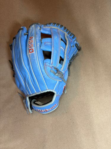 Wilson A550 RH Baseball Glove 12" (Used)