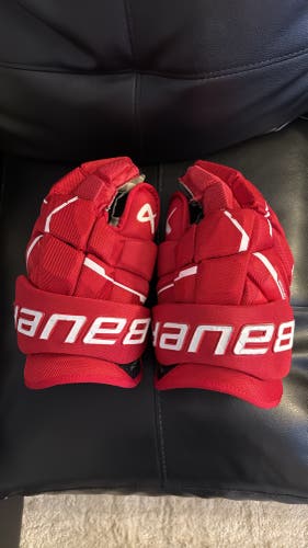 Bauer Supreme Mach Gloves 14" (Used)