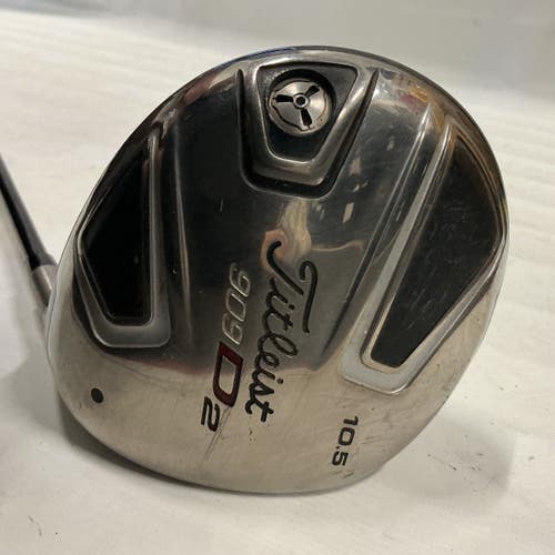 Used Titleist 909D2 Mens Driver RH 10.5 Degree 11876-S000012022