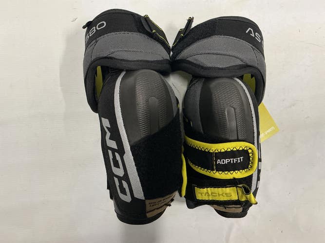 Used CCM AS 580 Junior Elbow Pads Black MD 11876-S000011312