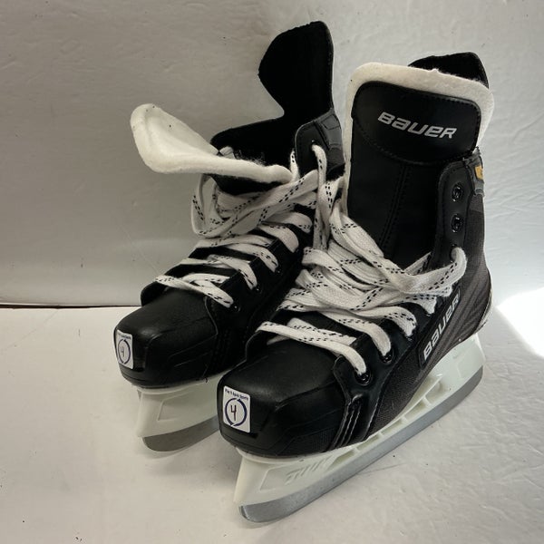 Used Bauer SUPREME 140 Intermediate Hockey Skate Intermediate 4.0 11876-S000012947