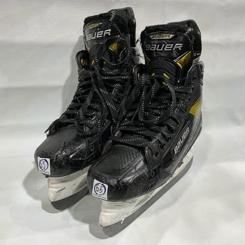 Used Bauer SUPREME ULTRA SONIC Intermediate Hockey Skate Intermediate 5.5 11876-S000010008