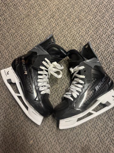 USED ONCE Bauer Custom Black Supreme Fuse Hockey Skates 8