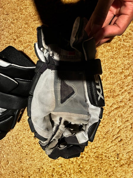 STX Cell IV Lacrosse Gloves (Used)