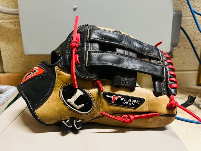 Louisville Slugger horween Pro Flare RH Infield Baseball Glove 11.75" (Used)