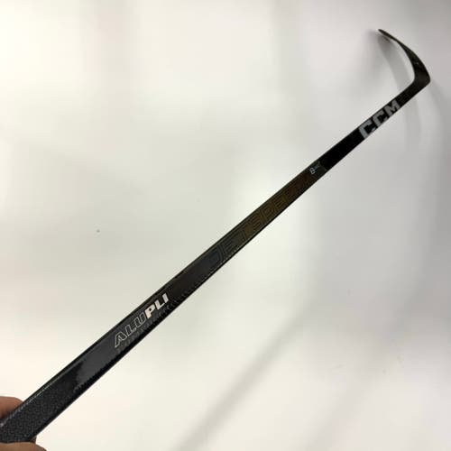 Repaired Right CCM Jetspeed FT8 Pro | 75 Flex P92 Curve Grip | J912