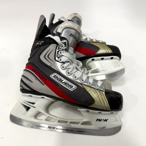 Used Bauer Vapor X2.0 Skates | Size 4D | AB222