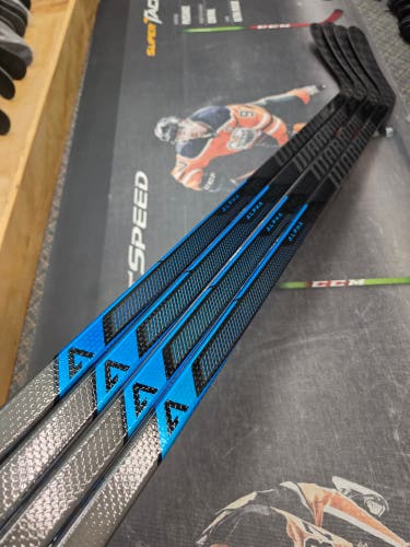 4 PACK | P92 | 80 Flex NEW! Senior Warrior Alpha LX3 Pro NHL Left Hand Hockey Stick Pro Stock (New)
