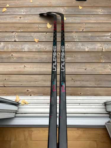 NEW Senior Trigger Unleashed Pro Right Hand Hockey Stick P28 70 Flex (New)