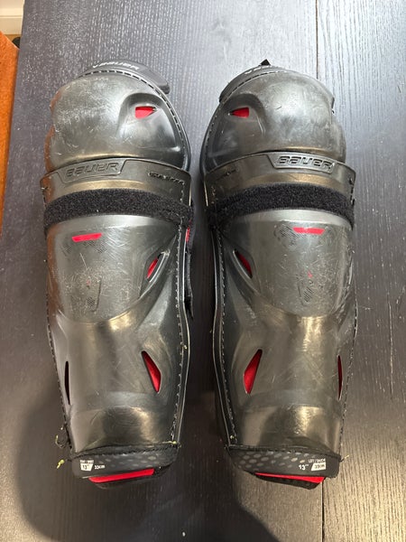 Intermediate Bauer Vapor 3X Pro 13" Shin Pads (Used)