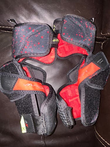 Intermediate Medium Bauer Vapor 3X Elbow Pads (Used)