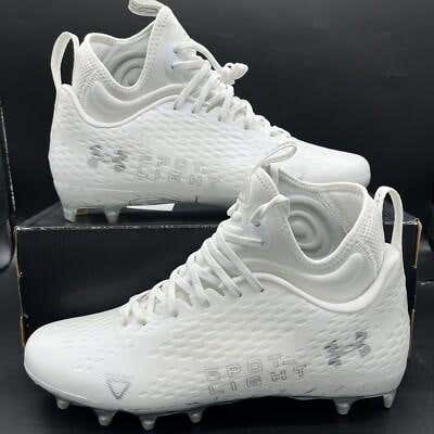 White Men's Size M 8.0 (W 9.0) Adult Under Armour Molded Cleats Cleats (Used)