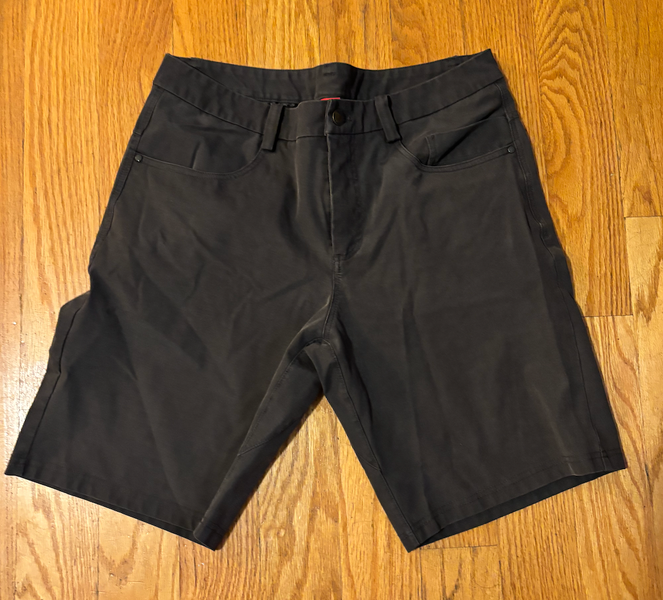 CCM Gray Size 34 Men's Shorts (Used)