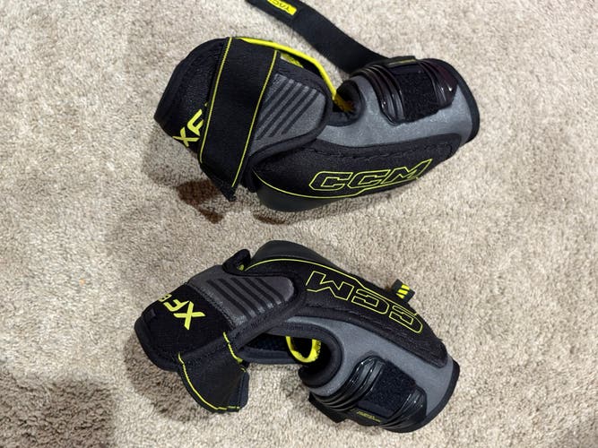 Senior Small CCM Tacks XF 80 Elbow Pads (Used)