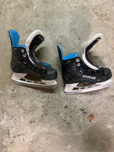 Bauer XLP Hockey Skates Regular Width 12.5 (Used)