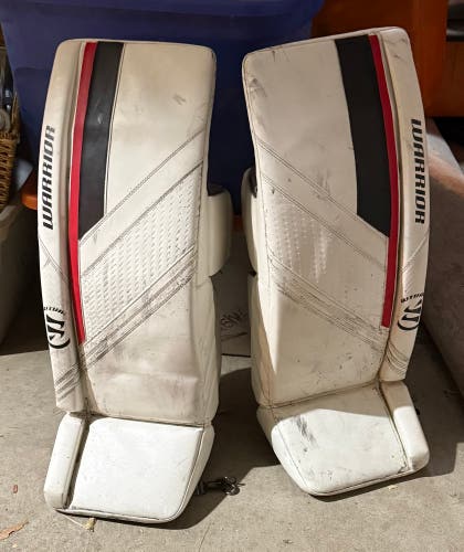 33 + 1.5”. Warrior Ritual G6 E+ Goalie Full Set - FREE SHIPPING