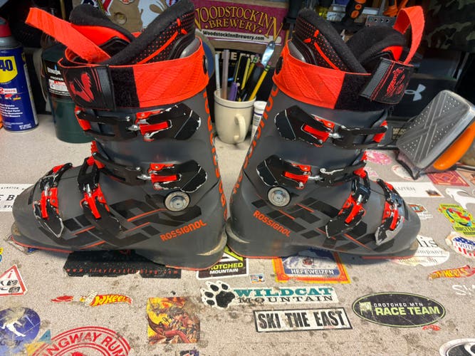 Mondo 25 & 25.5 Rossignol Hero World Cup Ski Boots (Used)
