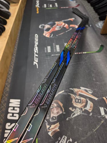 2 PACK | P28M | 87 Flex NEW! Senior Bauer Nexus Tracer Left Hand Stick Pro Hossa Curve Pro Stock