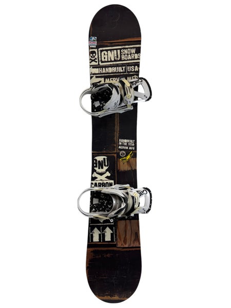 156cm GNU Carbon Credit Series Snowboard W/ Burton Cartel Bindings