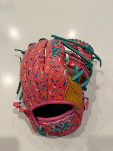 2025 Flatbill RH Youth Baseball Glove 11.5" (Used)