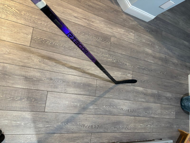 Intermediate CCM Ribcor Trigger 8 Pro Left Hand Hockey Stick P28 65 Flex (New)