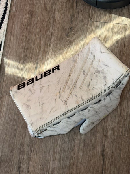 Bauer Hyperlite Blocker Senior Regular (Used)